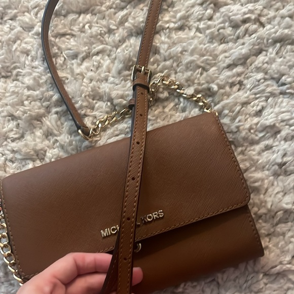Michael Kors crossbody - Picture 6 of 6